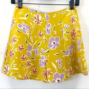 BCBGeneration Silky Yellow Floral High Waist Culotte Shorts | Size 0
